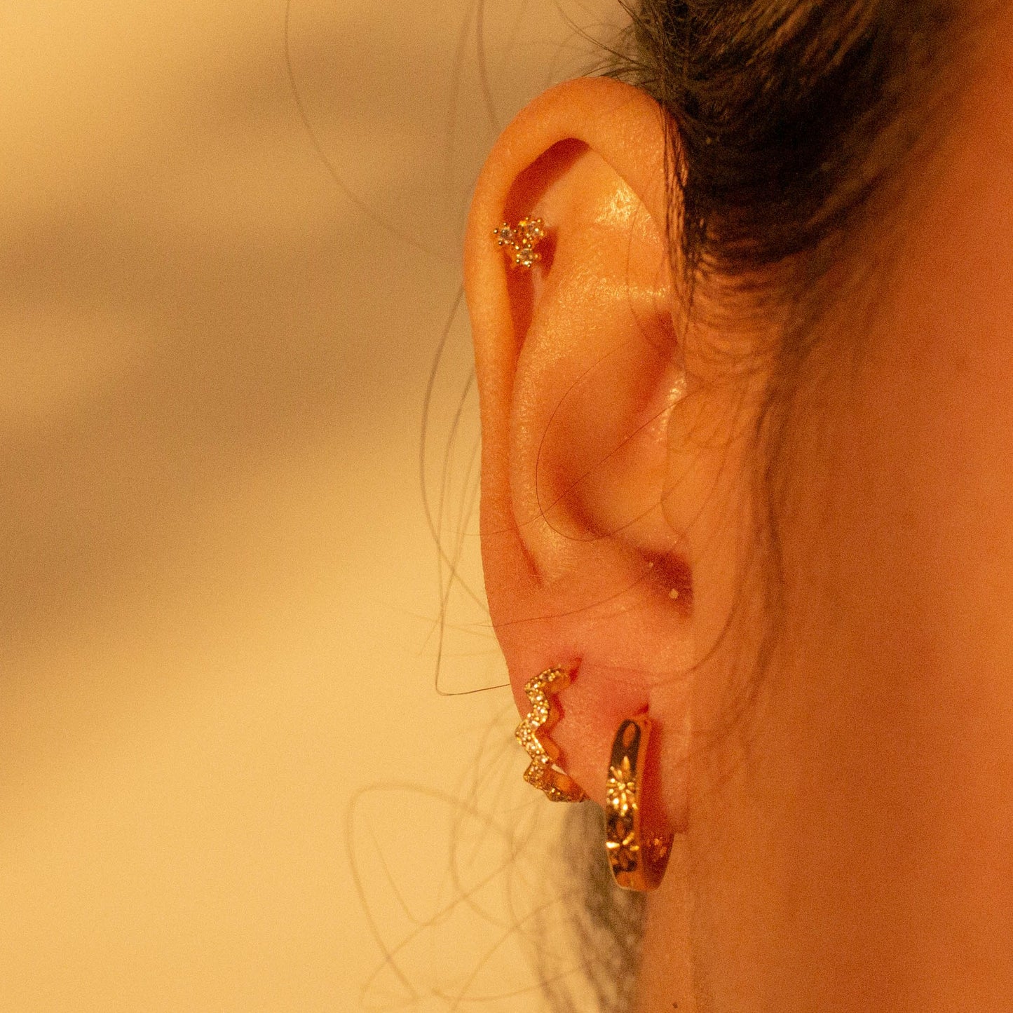 Never lose your sense of wonder | triangle stud earring